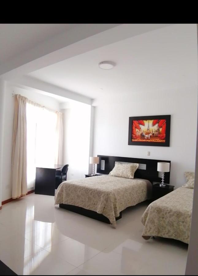 Deluxe Hotel Talara - A 5 Minutos Del Aeropuerto Y Plaza De Armas Kamer foto