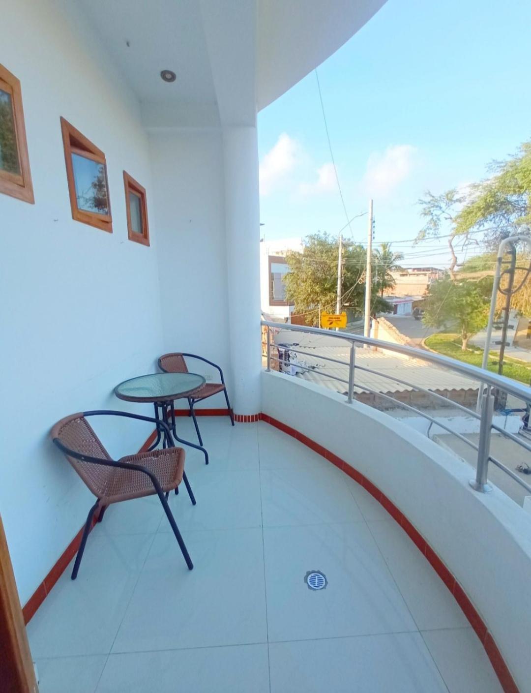 Deluxe Hotel Talara Cerca Al Aeropuerto Y Centro Civico Buitenkant foto