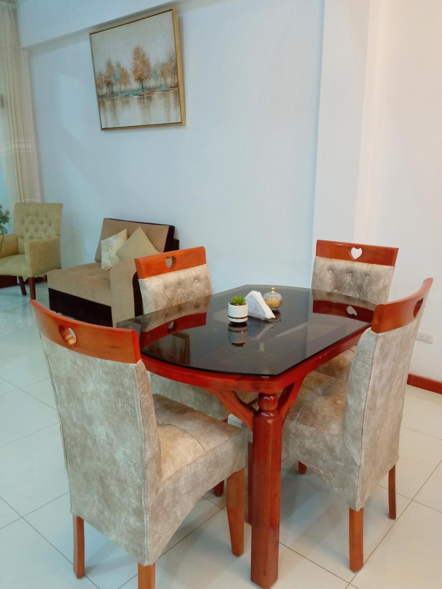 Deluxe Hotel Talara - A 5 Minutos Del Aeropuerto Y Plaza De Armas Buitenkant foto