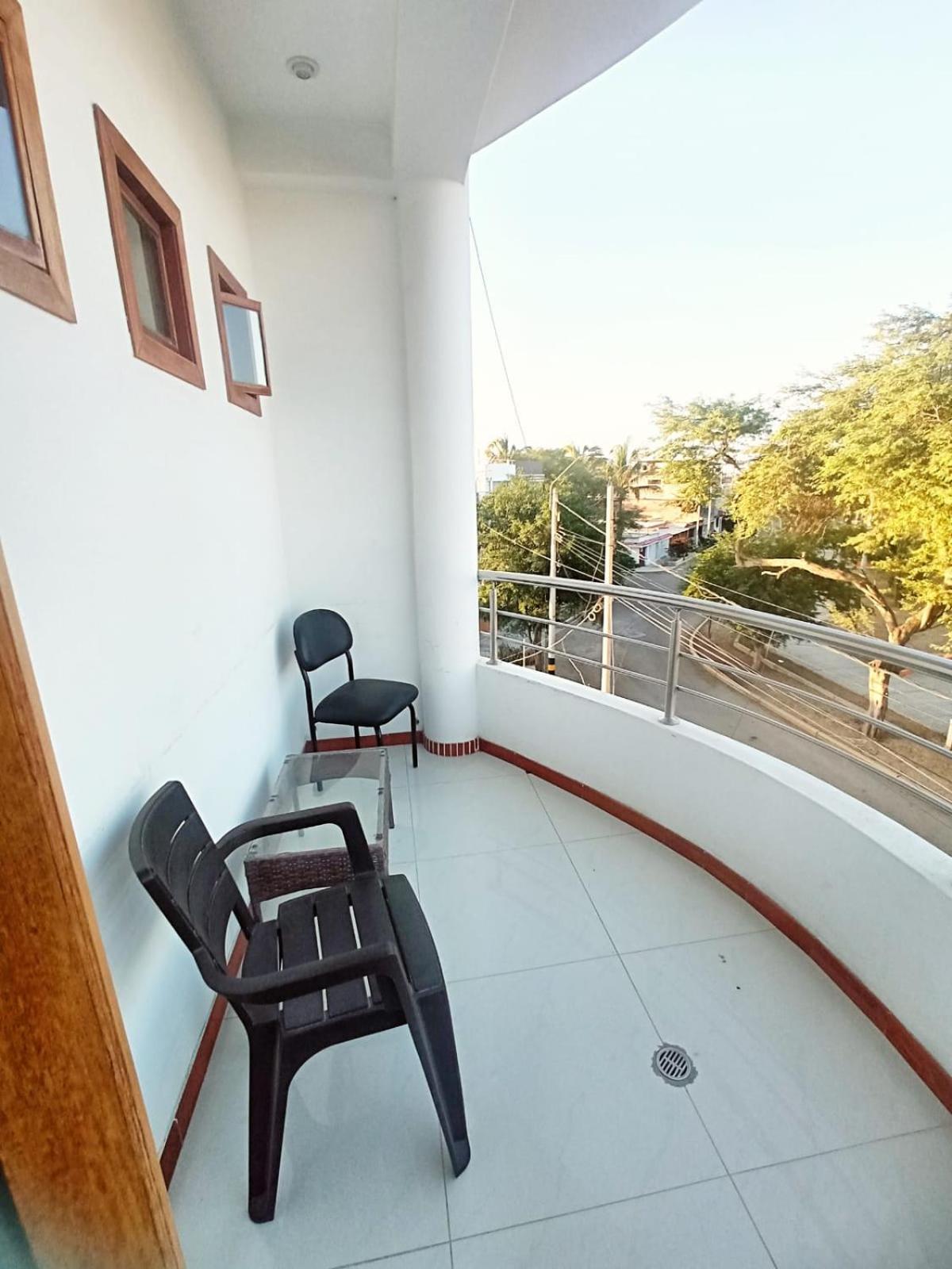Deluxe Hotel Talara - A 5 Minutos Del Aeropuerto Y Plaza De Armas Buitenkant foto